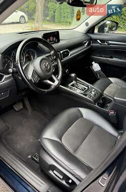 Внедорожник / Кроссовер Mazda CX-5 2018 в 