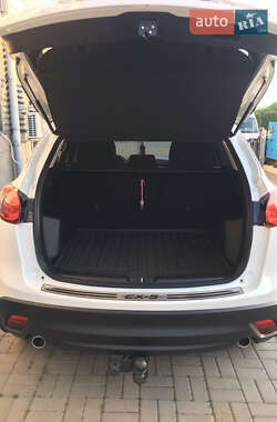 Внедорожник / Кроссовер Mazda CX-5 2016 в 