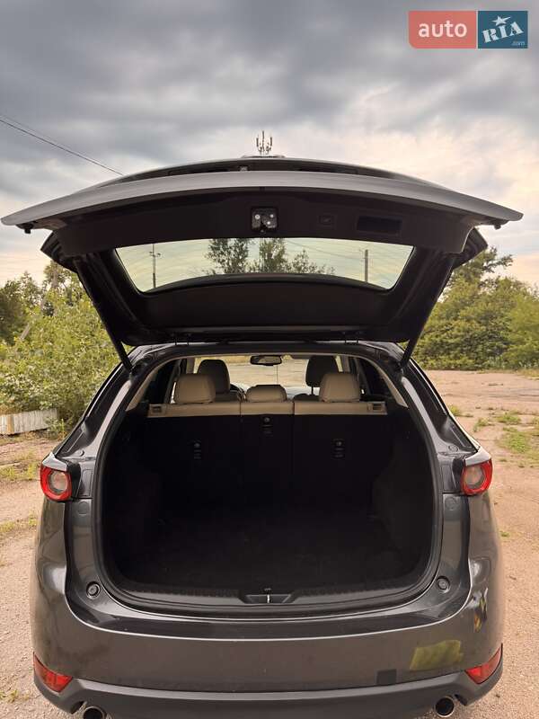 Внедорожник / Кроссовер Mazda CX-5 2017 в Полтаве