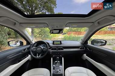 Позашляховик / Кросовер Mazda CX-5 2017 в 