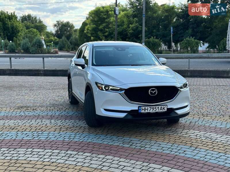 Внедорожник / Кроссовер Mazda CX-5 2021 в Сарате
