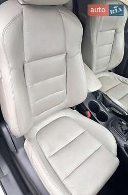 Внедорожник / Кроссовер Mazda CX-5 2012 в 