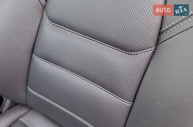 Внедорожник / Кроссовер Mazda CX-5 2023 в 