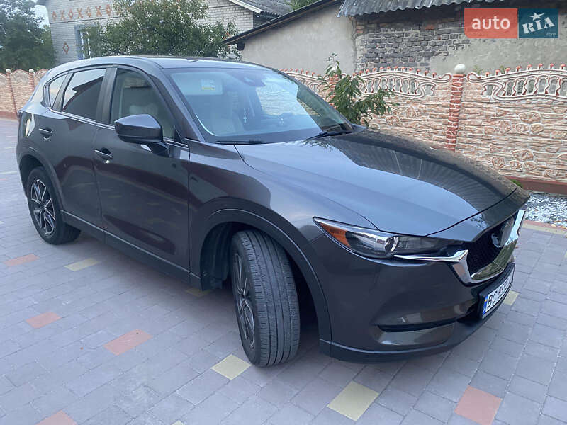 Внедорожник / Кроссовер Mazda CX-5 2017 в Шептицькому