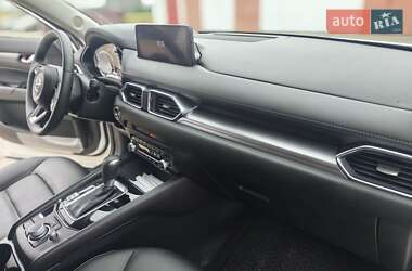 Внедорожник / Кроссовер Mazda CX-5 2024 в 