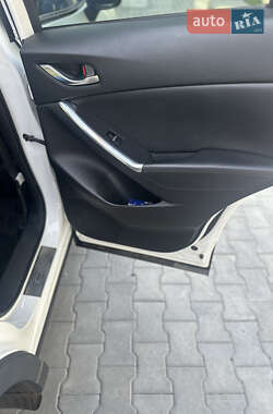 Внедорожник / Кроссовер Mazda CX-5 2016 в 