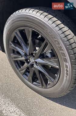 Внедорожник / Кроссовер Mazda CX-5 2023 в 
