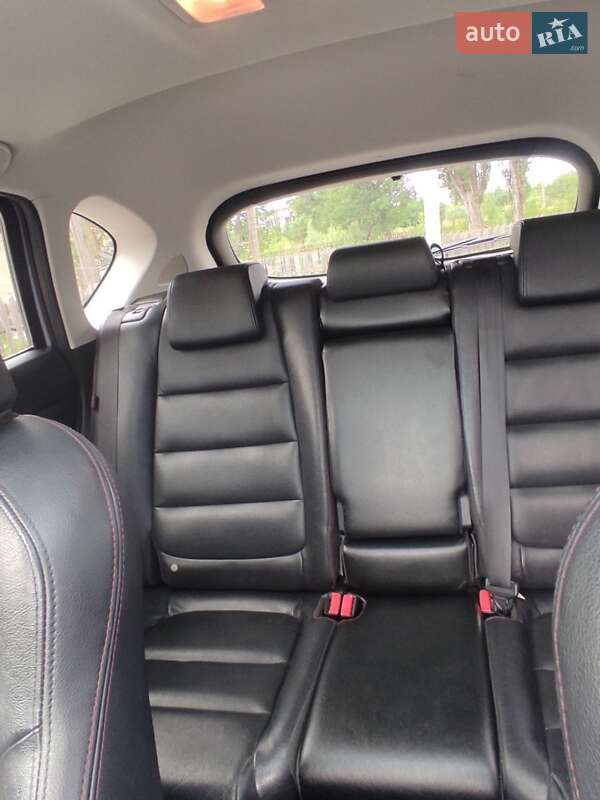Внедорожник / Кроссовер Mazda CX-5 2016 в Черновцах