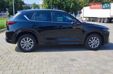 Позашляховик / Кросовер Mazda CX-5 2024 в 