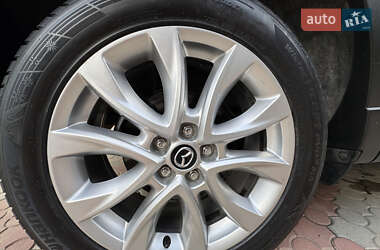 Внедорожник / Кроссовер Mazda CX-5 2015 в 