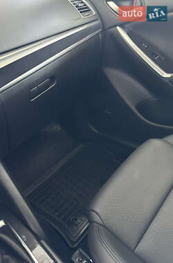 Внедорожник / Кроссовер Mazda CX-5 2015 в 