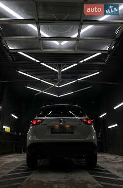 Внедорожник / Кроссовер Mazda CX-5 2016 в 