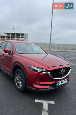 Внедорожник / Кроссовер Mazda CX-5 2017 в 