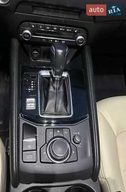 Позашляховик / Кросовер Mazda CX-5 2020 в 