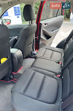 Внедорожник / Кроссовер Mazda CX-5 2015 в 
