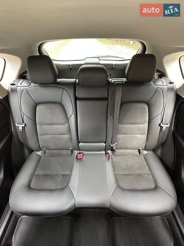 Внедорожник / Кроссовер Mazda CX-5 2019 в Белогородке
