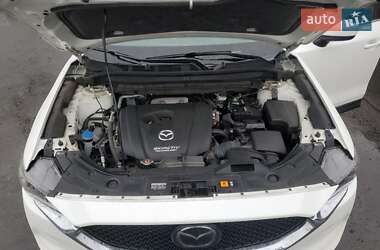 Внедорожник / Кроссовер Mazda CX-5 2019 в 