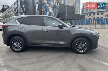 Внедорожник / Кроссовер Mazda CX-5 2018 в 