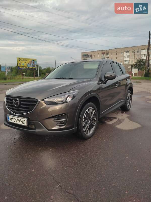 Внедорожник / Кроссовер Mazda CX-5 2016 в 