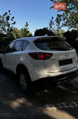 Внедорожник / Кроссовер Mazda CX-5 2016 в 