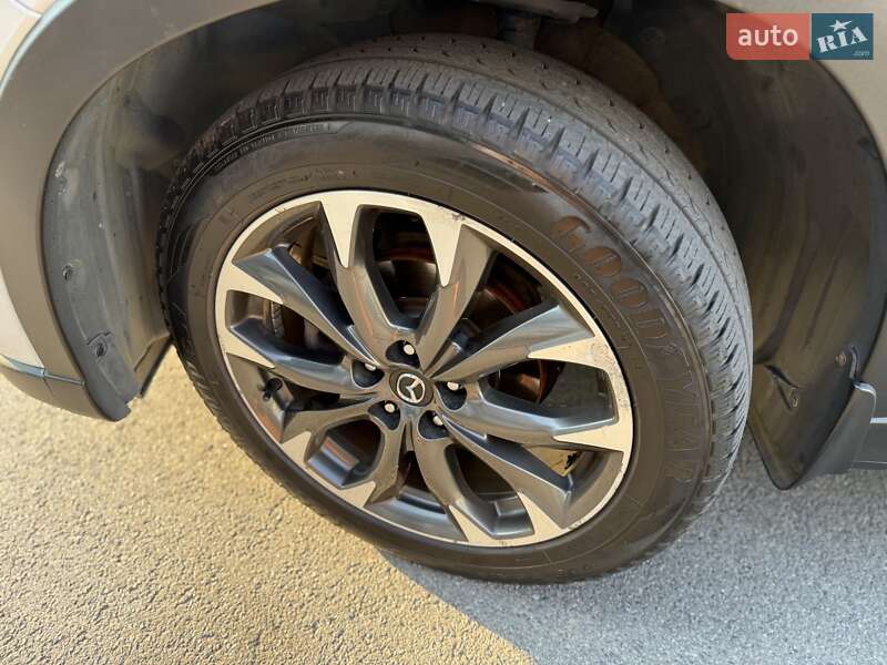 Позашляховик / Кросовер Mazda CX-5 2017 в Дніпрі