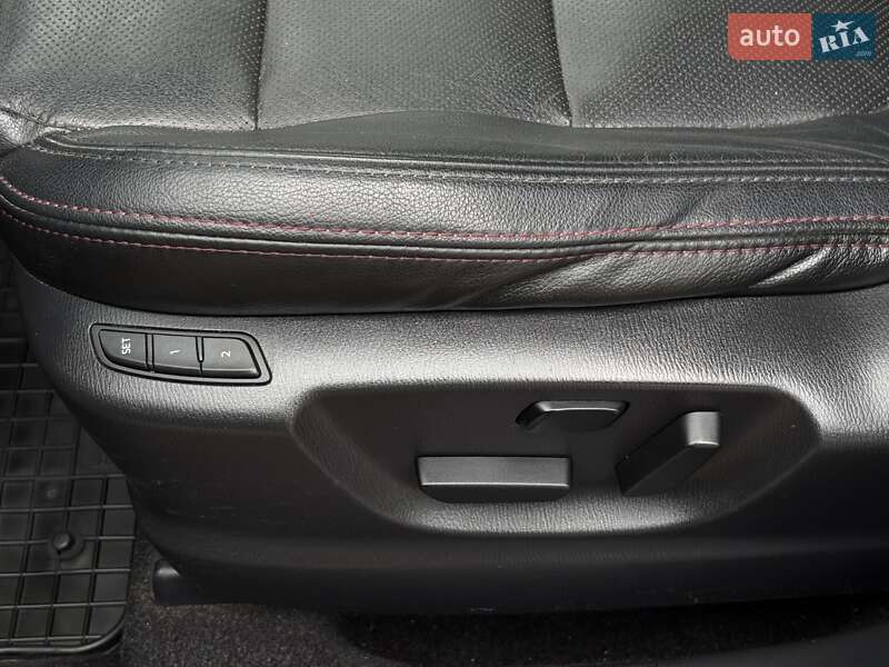 Внедорожник / Кроссовер Mazda CX-5 2015 в Ровно