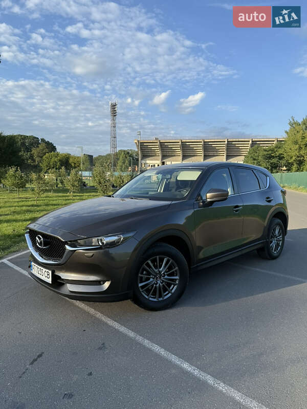 Внедорожник / Кроссовер Mazda CX-5 2017 в 