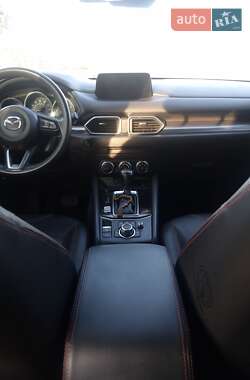 Внедорожник / Кроссовер Mazda CX-5 2017 в 