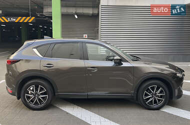 Внедорожник / Кроссовер Mazda CX-5 2018 в 