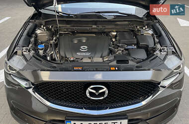 Внедорожник / Кроссовер Mazda CX-5 2018 в 