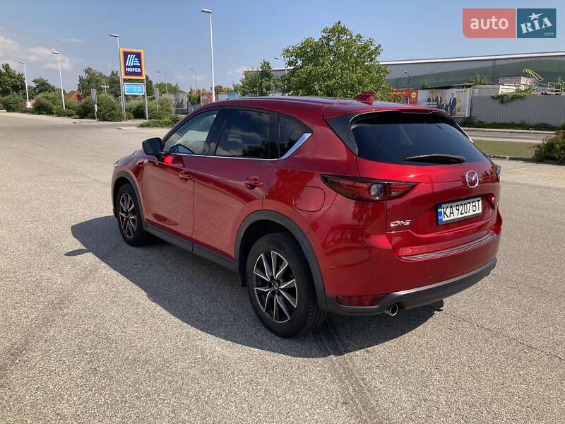 Внедорожник / Кроссовер Mazda CX-5 2017 в Киеве