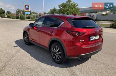 Внедорожник / Кроссовер Mazda CX-5 2017 в 