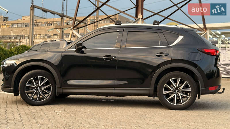 Внедорожник / Кроссовер Mazda CX-5 2017 в Черновцах