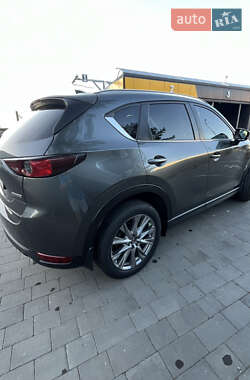 Внедорожник / Кроссовер Mazda CX-5 2019 в 
