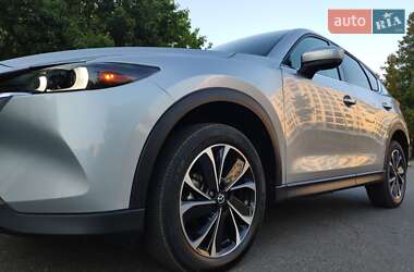 Внедорожник / Кроссовер Mazda CX-5 2023 в 