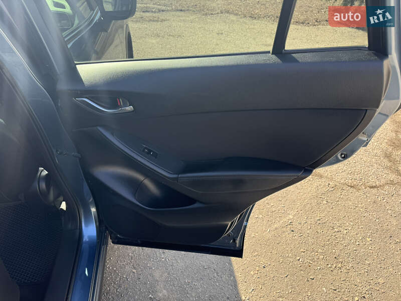Внедорожник / Кроссовер Mazda CX-5 2015 в Харькове