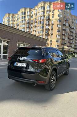 Внедорожник / Кроссовер Mazda CX-5 2017 в 