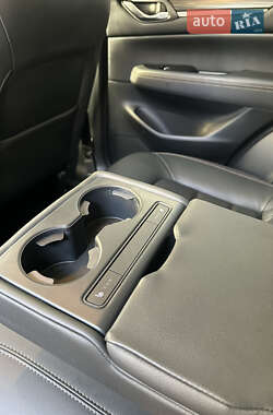 Позашляховик / Кросовер Mazda CX-5 2022 в 