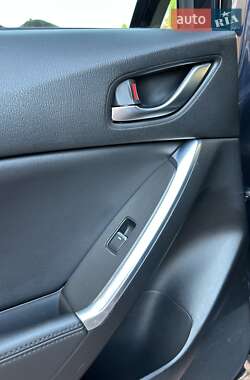 Внедорожник / Кроссовер Mazda CX-5 2015 в 