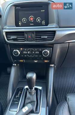Внедорожник / Кроссовер Mazda CX-5 2015 в 