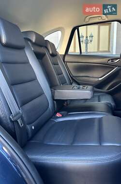 Внедорожник / Кроссовер Mazda CX-5 2015 в 