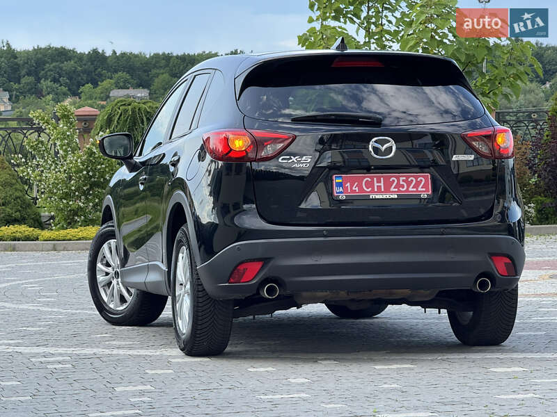 Внедорожник / Кроссовер Mazda CX-5 2015 в Стрые