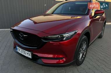 Внедорожник / Кроссовер Mazda CX-5 2018 в 