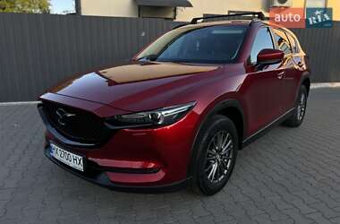 Внедорожник / Кроссовер Mazda CX-5 2018 в 