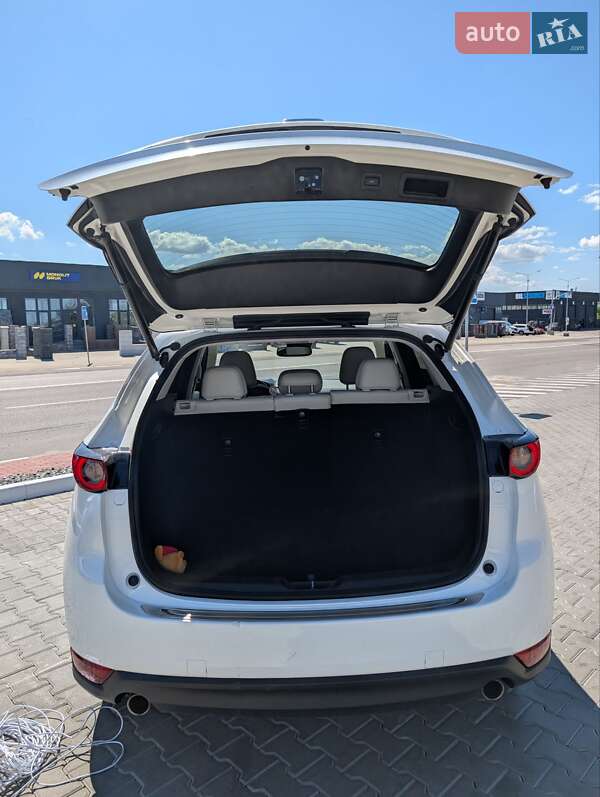 Внедорожник / Кроссовер Mazda CX-5 2020 в Киеве