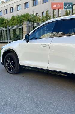 Внедорожник / Кроссовер Mazda CX-5 2023 в 