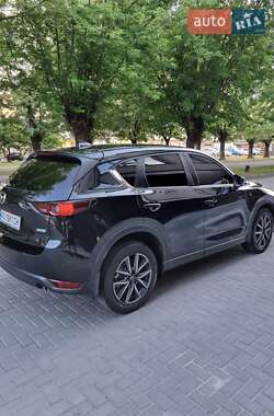 Внедорожник / Кроссовер Mazda CX-5 2018 в 