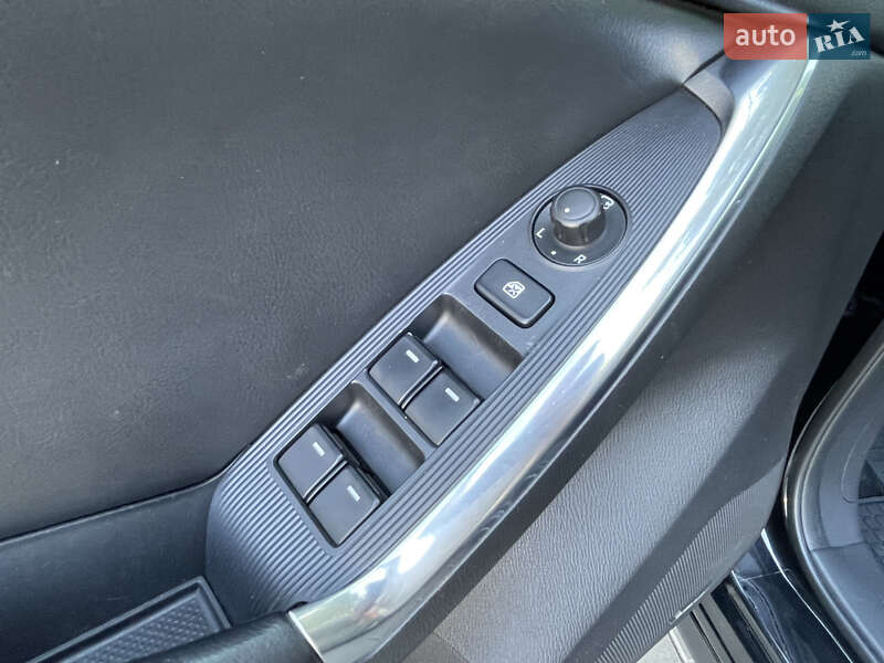 Внедорожник / Кроссовер Mazda CX-5 2013 в Николаеве