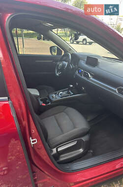 Внедорожник / Кроссовер Mazda CX-5 2018 в 