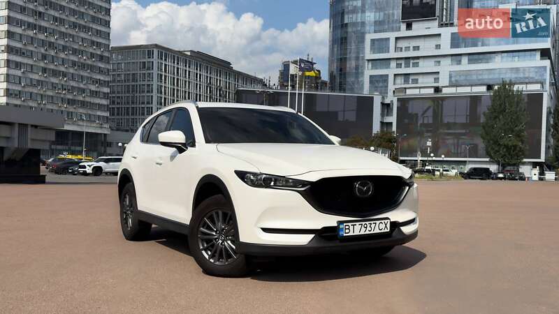 Внедорожник / Кроссовер Mazda CX-5 2018 в 